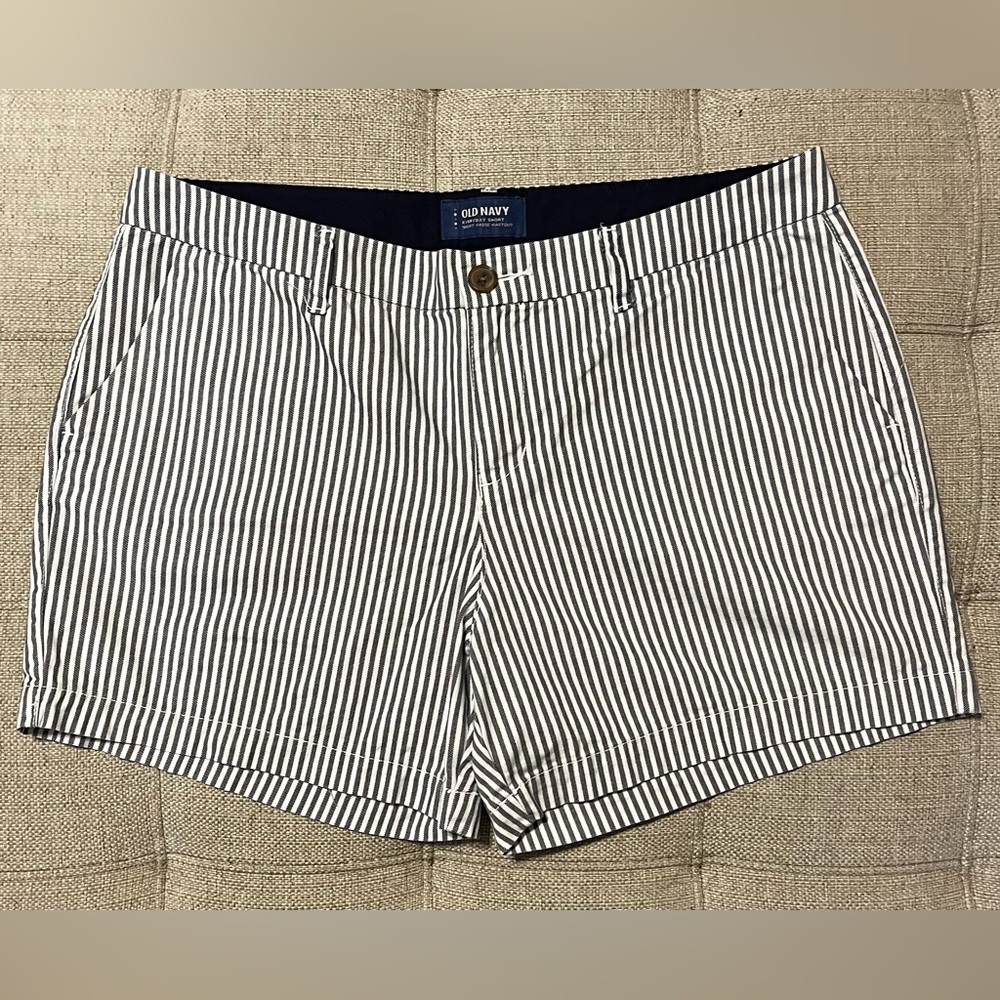 Old Navy shorts